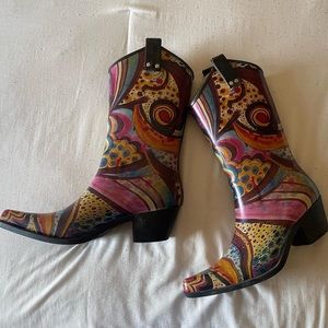 Size 8 Nomad Rain boots